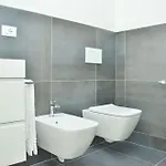 Intimate Seaside Perfect For Relaxing Apartment *