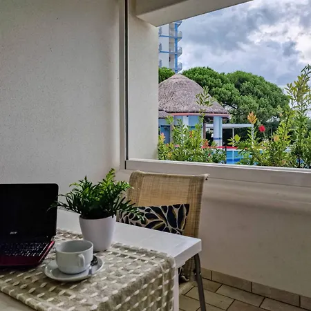Intimate Seaside Perfect For Relaxing アパート