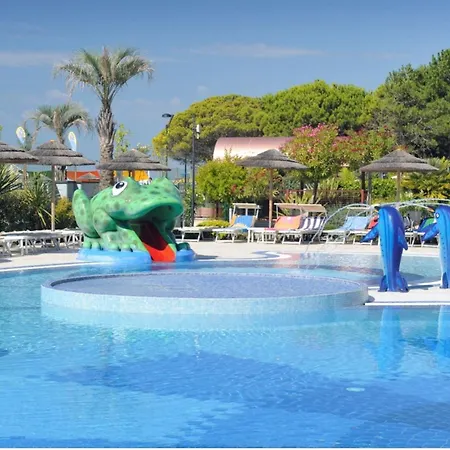 Intimate Seaside Perfect For Relaxing * 비비오네